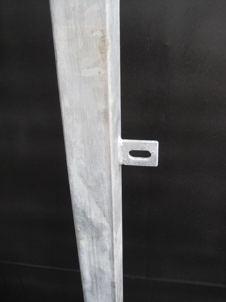 Detail Befestigungslasche mit Langloch